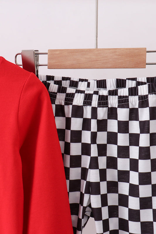Red character applique checkered pants set