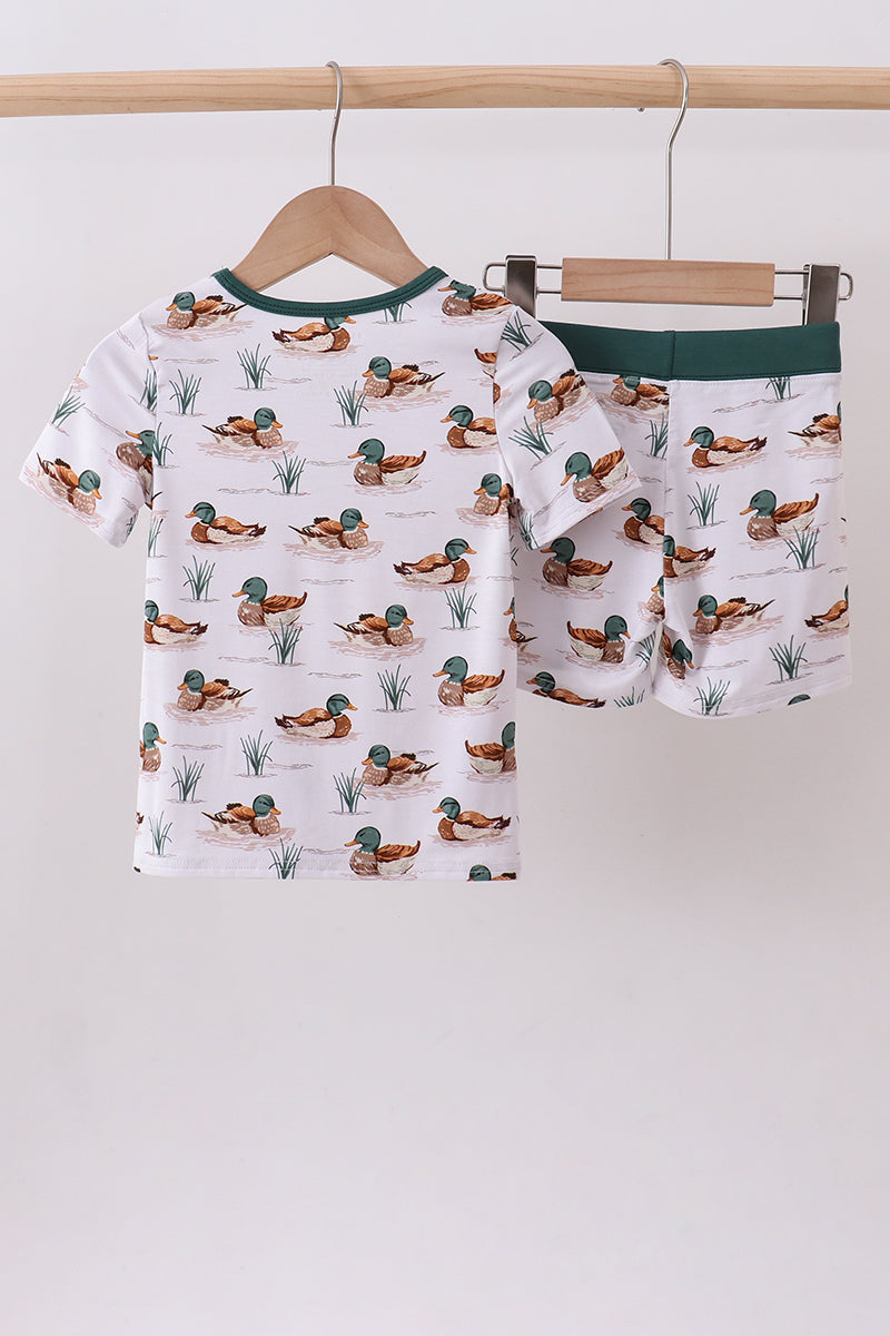 Green duck print bamboo shorts set