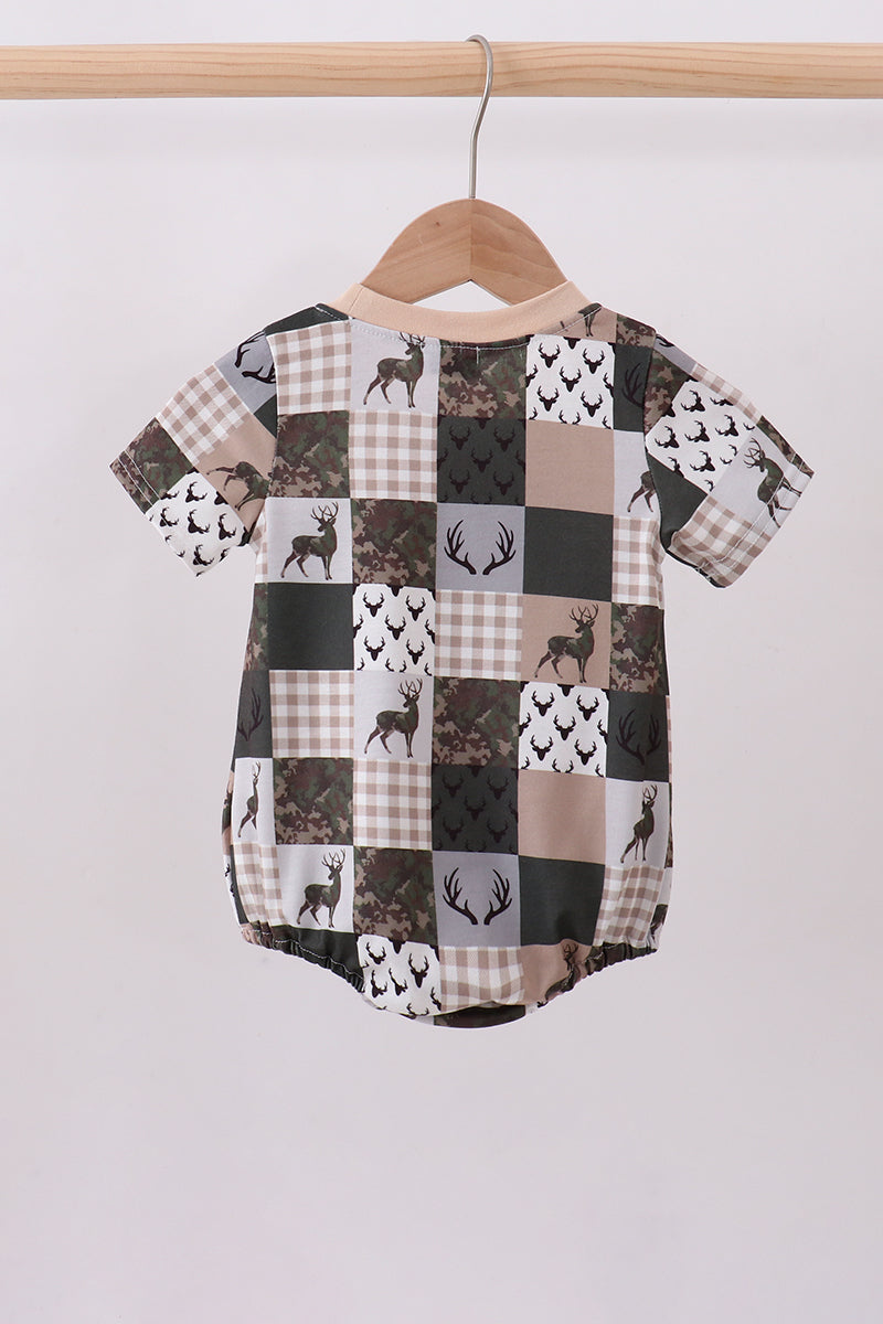 Green hunting deer embroidery checkered bubble